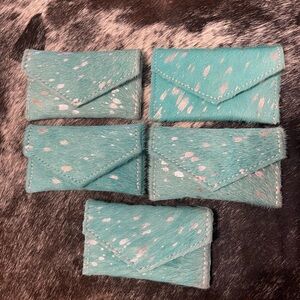 🩵🩵 Genuine Turquoise Silver Cowhide Card Holder Small Purse 🩵 Reduced from $35